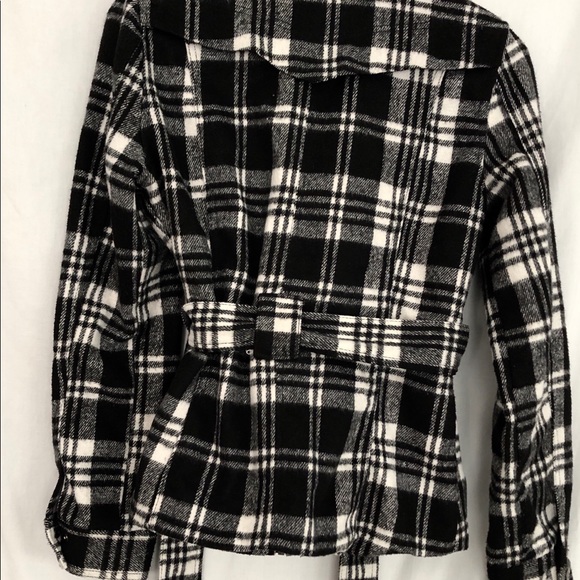 🌻JouJou Plaid black and white coat - Picture 6 of 6
